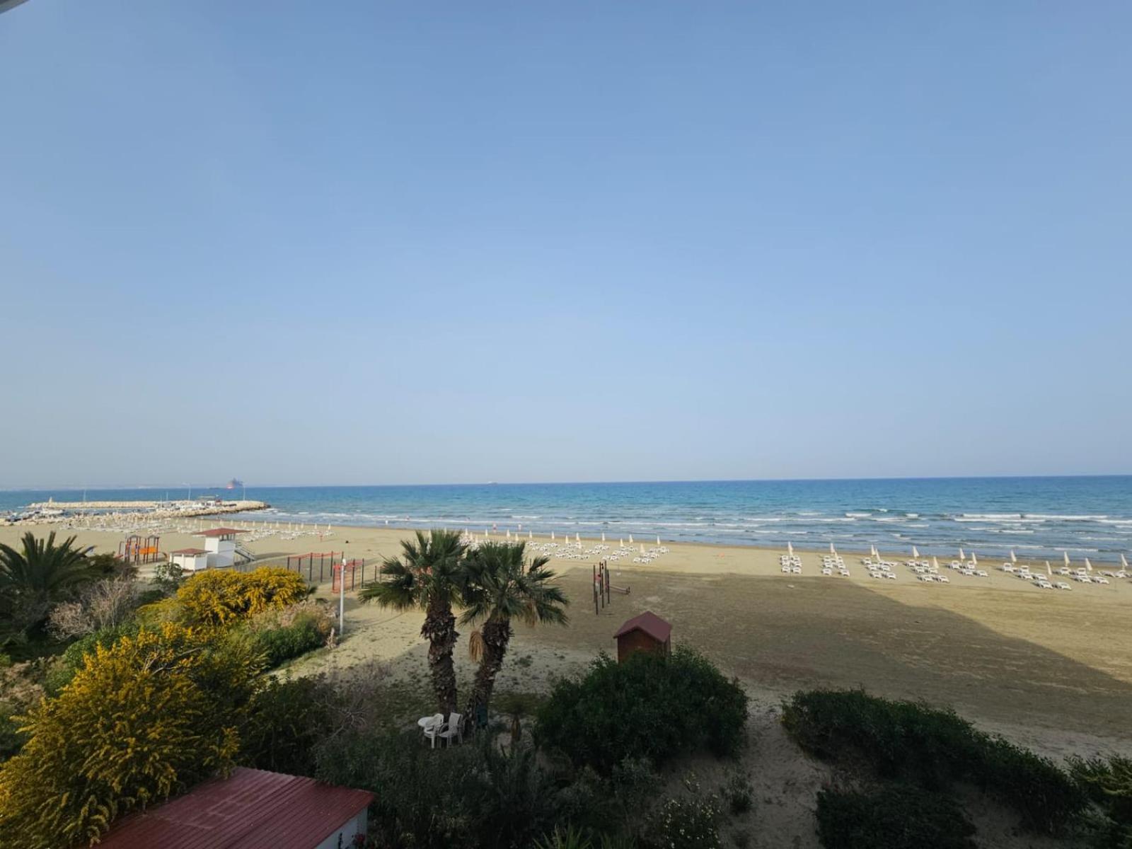 Makenzy Sandy Beachfront Paradise Λάρνακα Εξωτερικό φωτογραφία