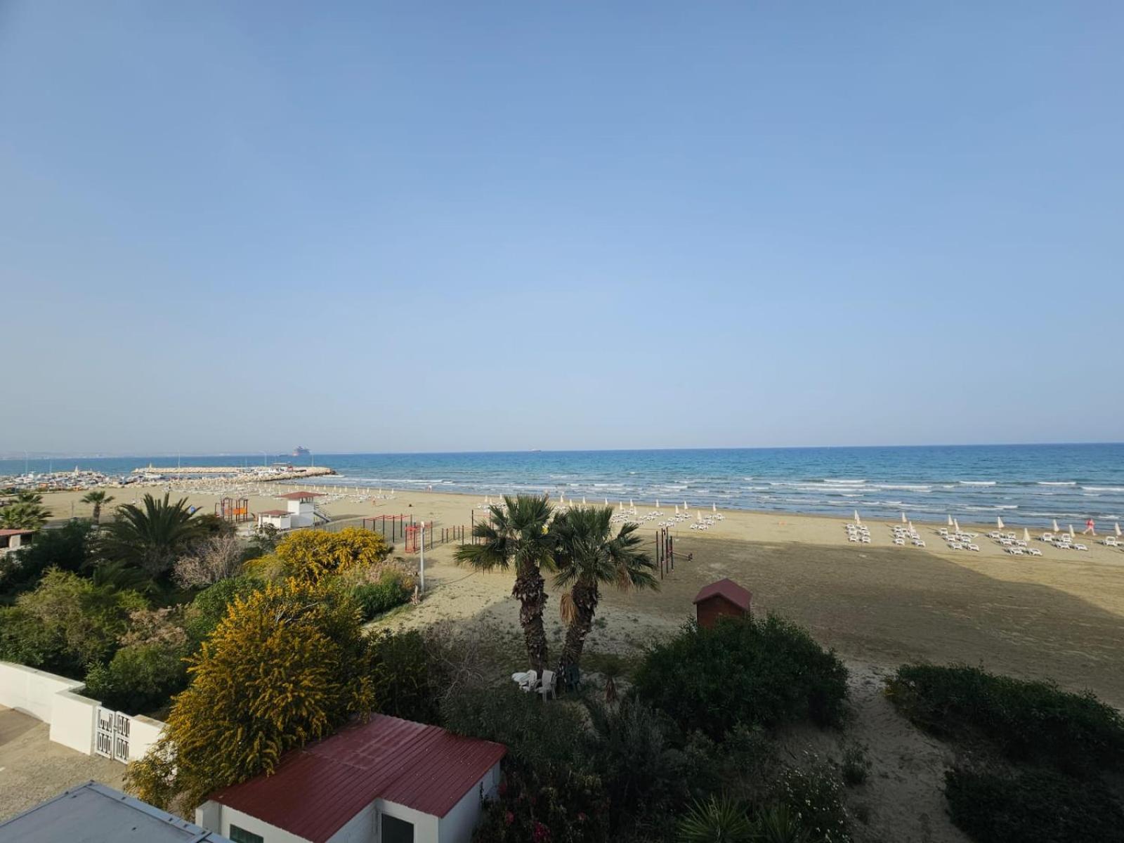 Makenzy Sandy Beachfront Paradise Λάρνακα Εξωτερικό φωτογραφία